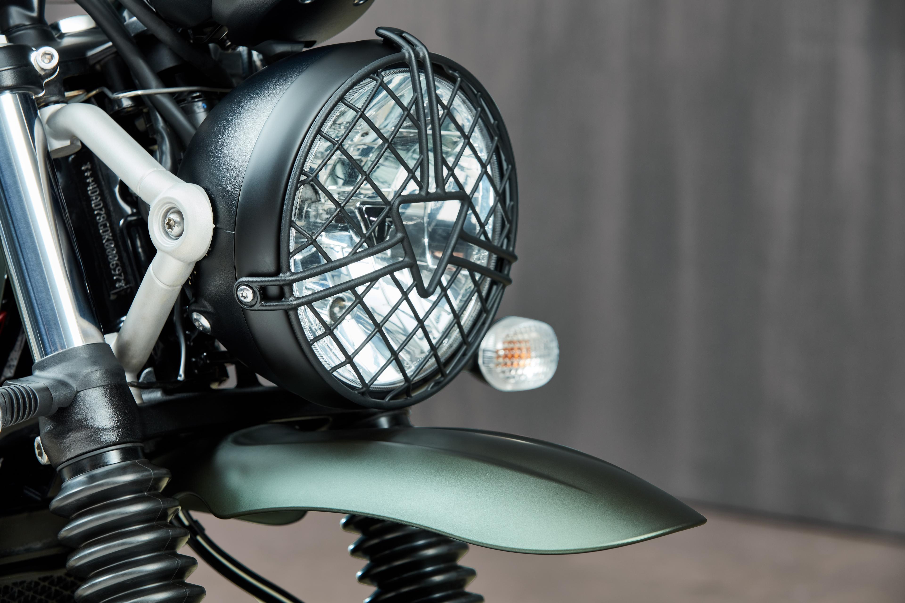 Grille & Bezel, Headlight image 2