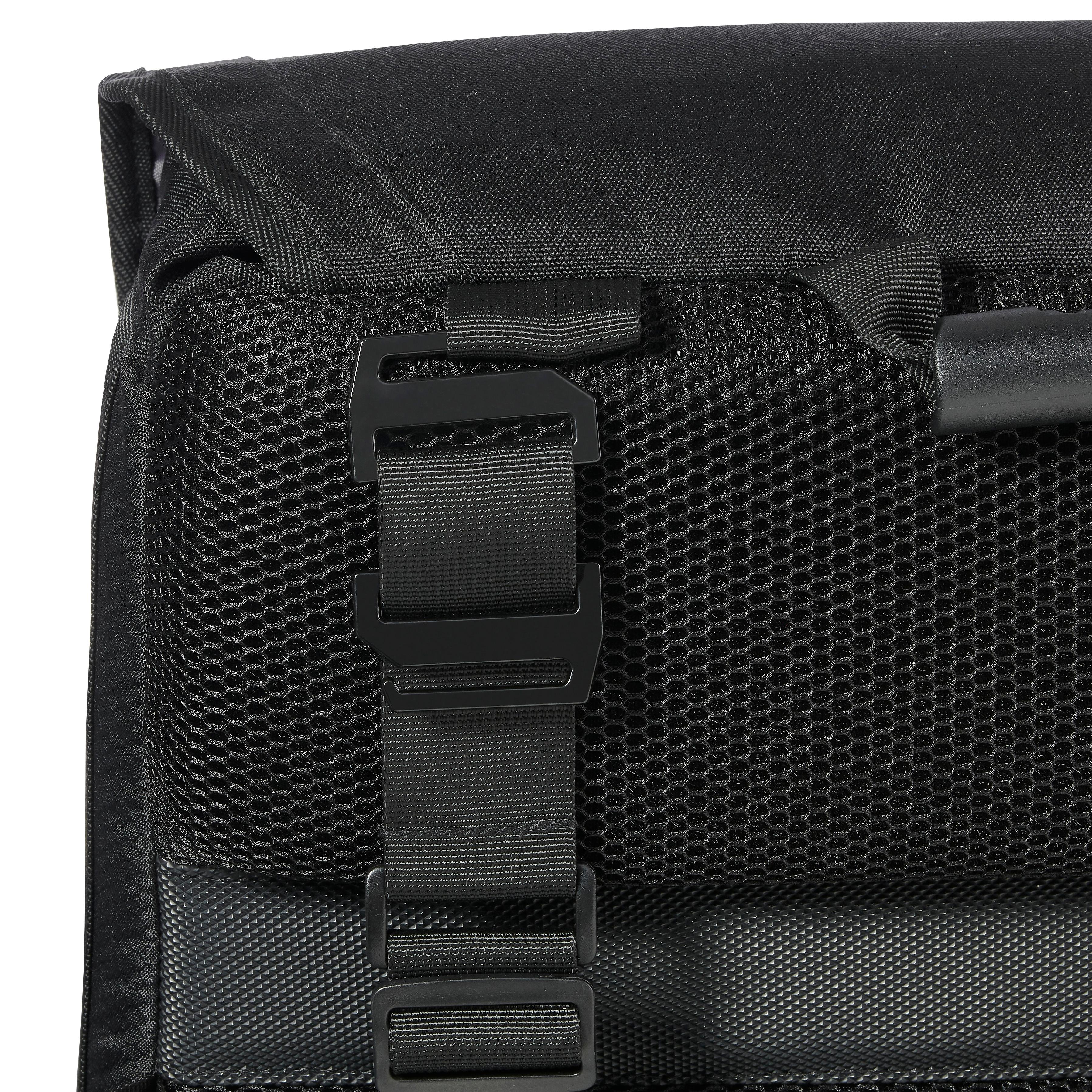 10L MESSENGER BAG image 4