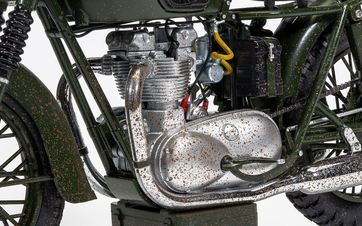 THE GREAT ESCAPE - TRIUMPH TR6 TROPHY (WEATHERED VERSION) image 5